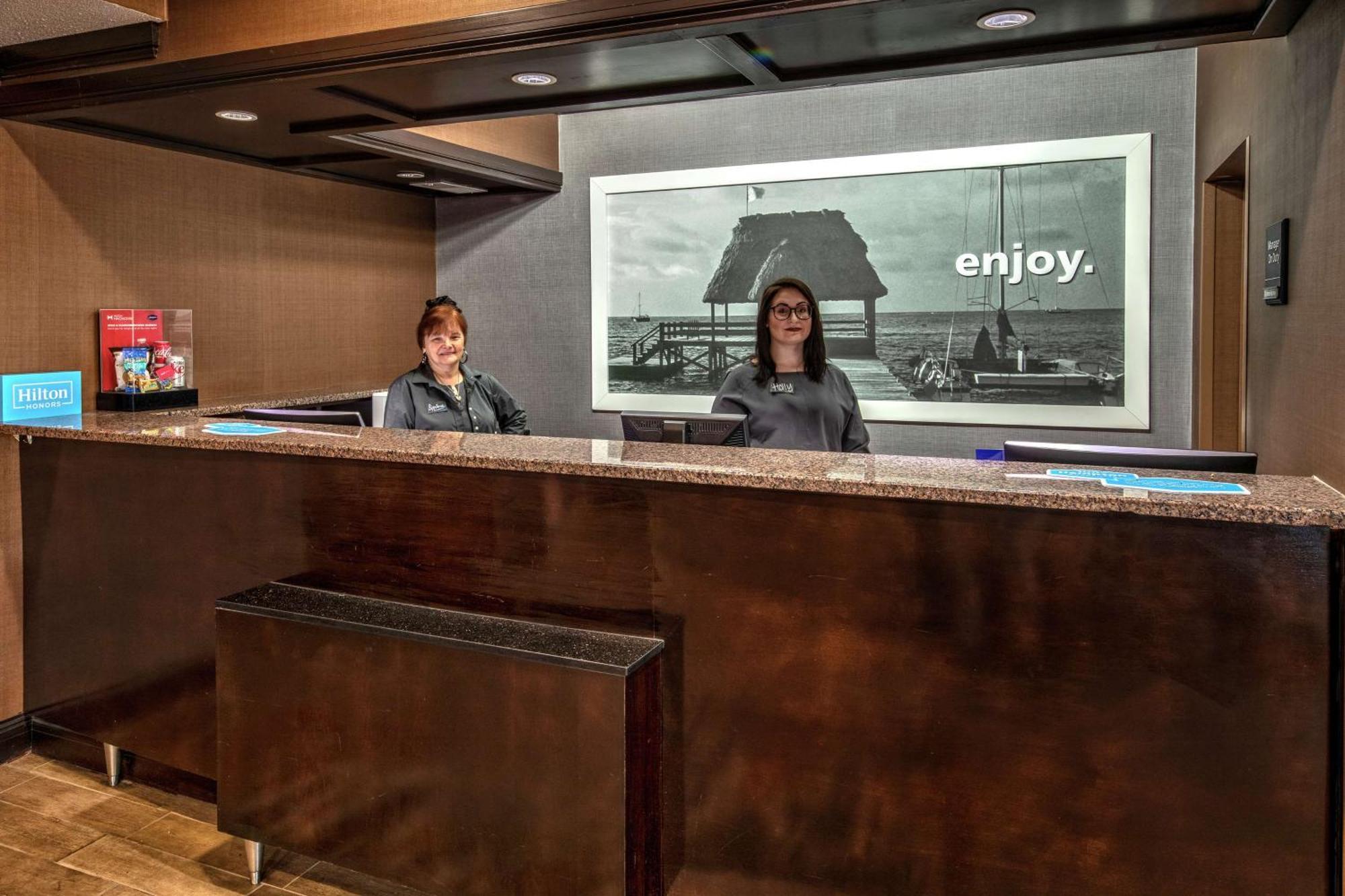 Hampton Inn Tullahoma Εξωτερικό φωτογραφία