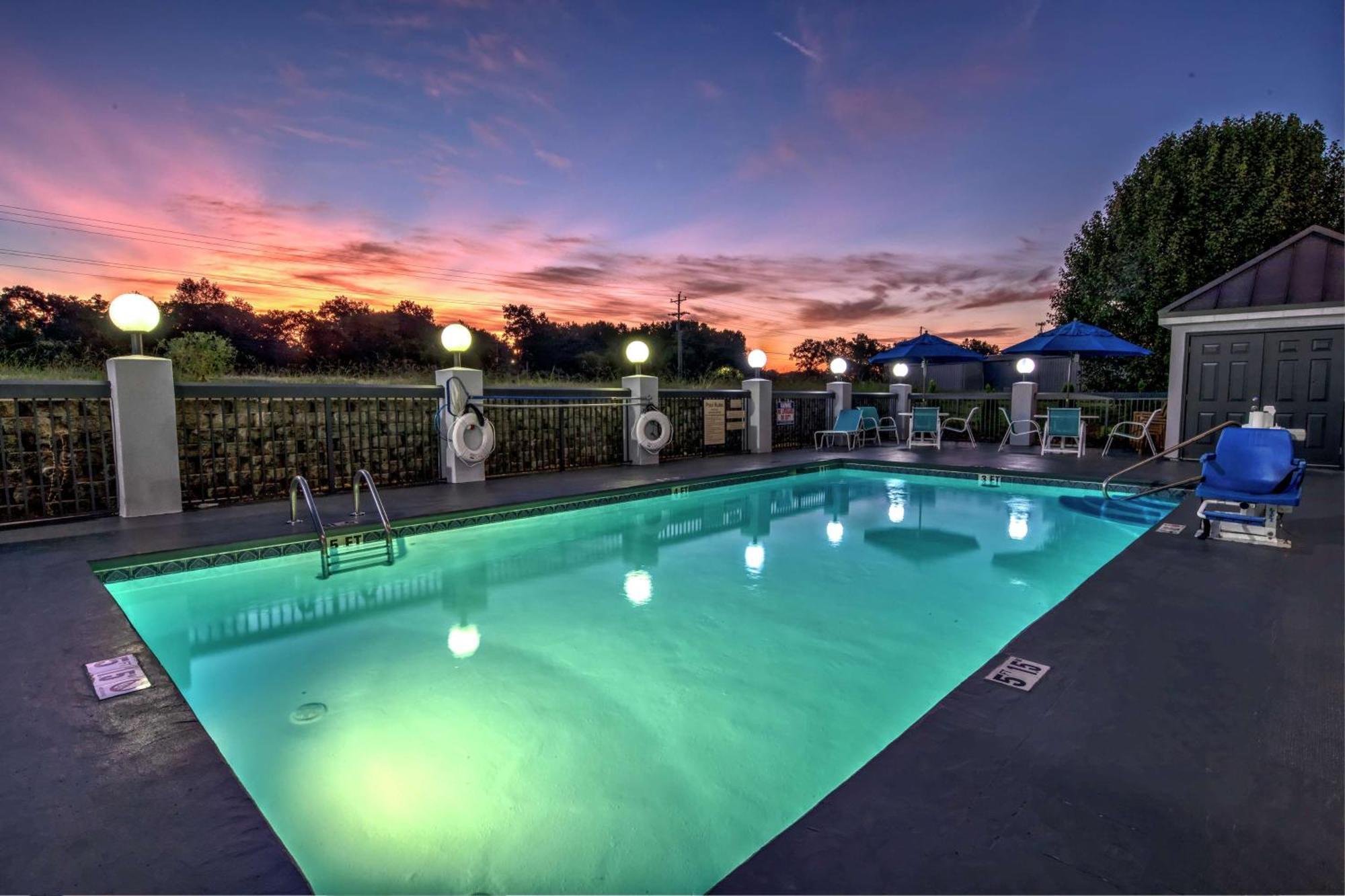Hampton Inn Tullahoma Εξωτερικό φωτογραφία