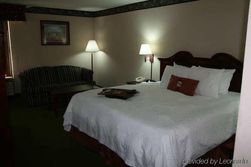 Hampton Inn Tullahoma Εξωτερικό φωτογραφία