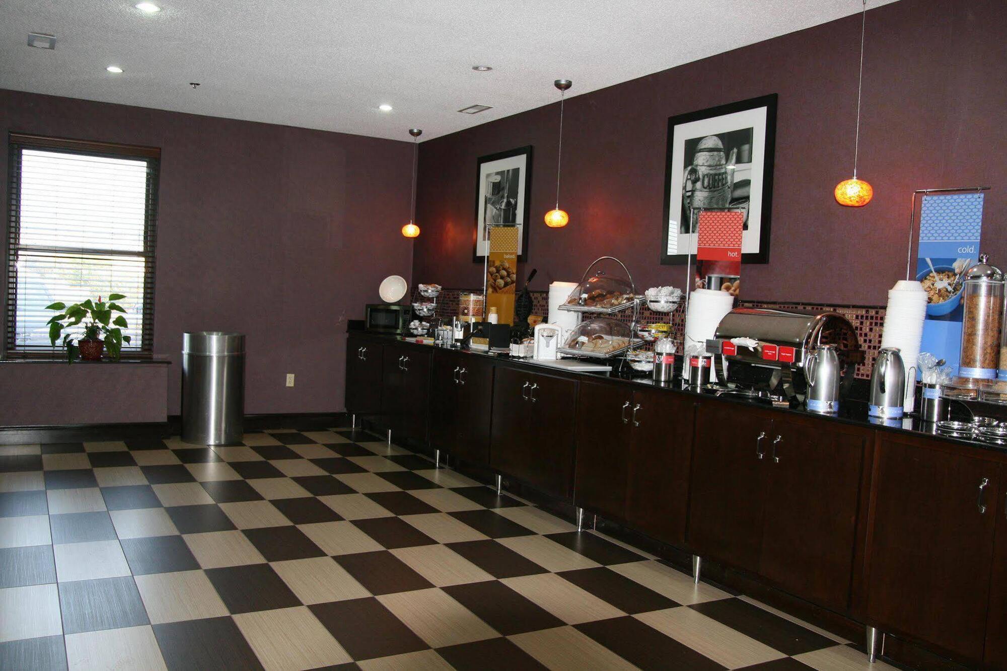 Hampton Inn Tullahoma Εξωτερικό φωτογραφία
